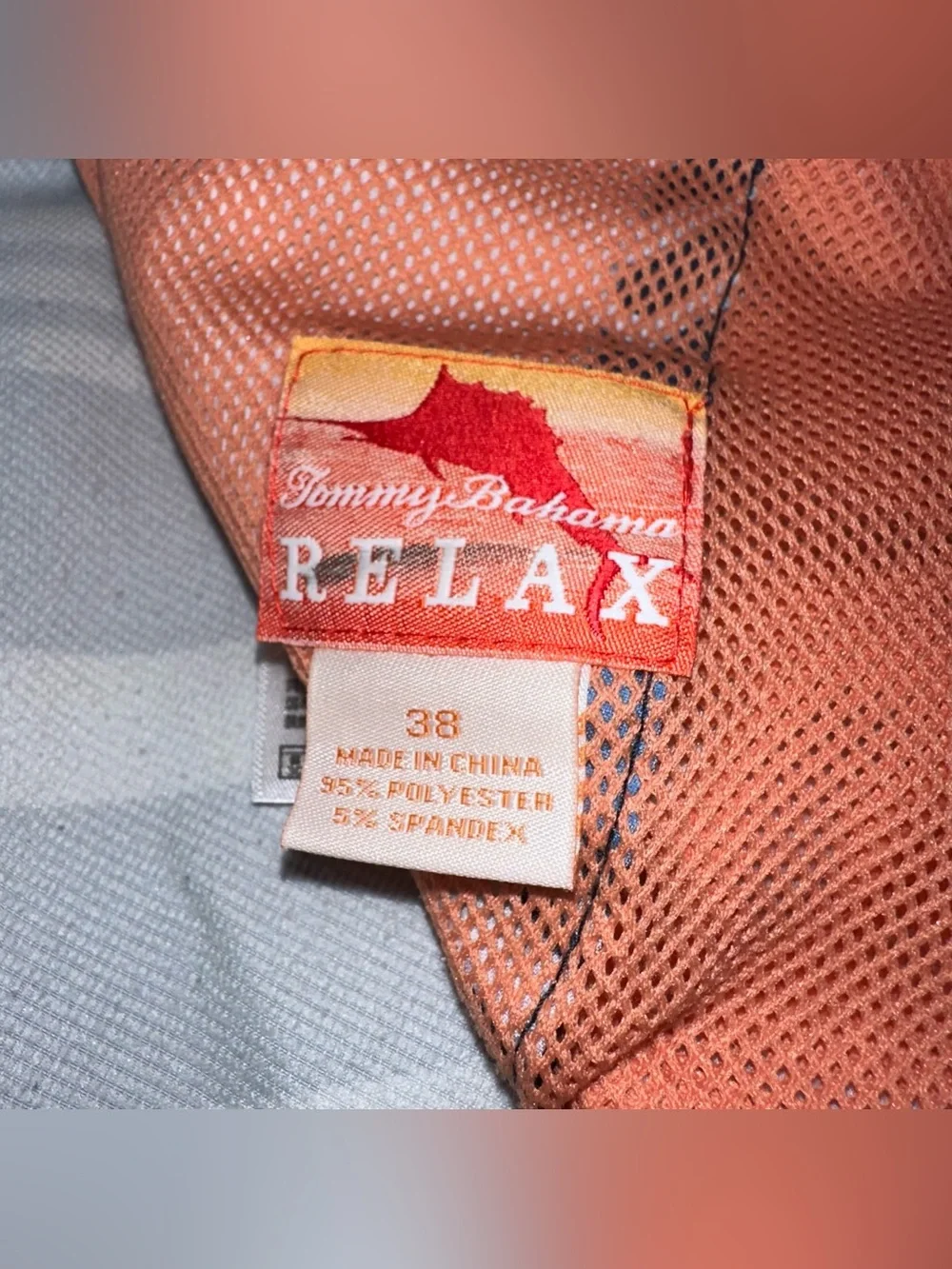 Tommy Bahama bold geometric